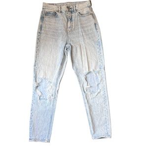 American Eagle Light Denim Distressed Mom Jeans Size 00 Short